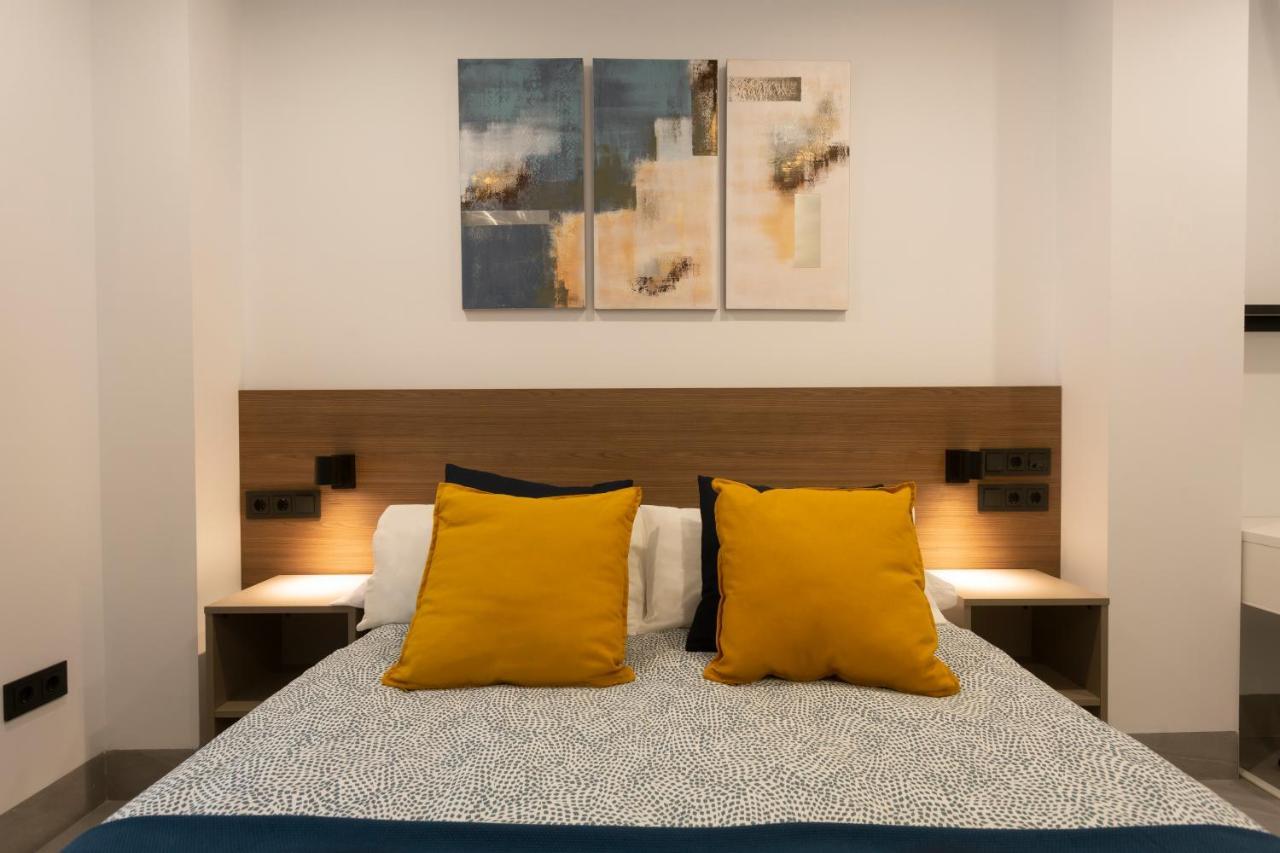 Apartamentos Bajeles Sevilla Urban Εξωτερικό φωτογραφία