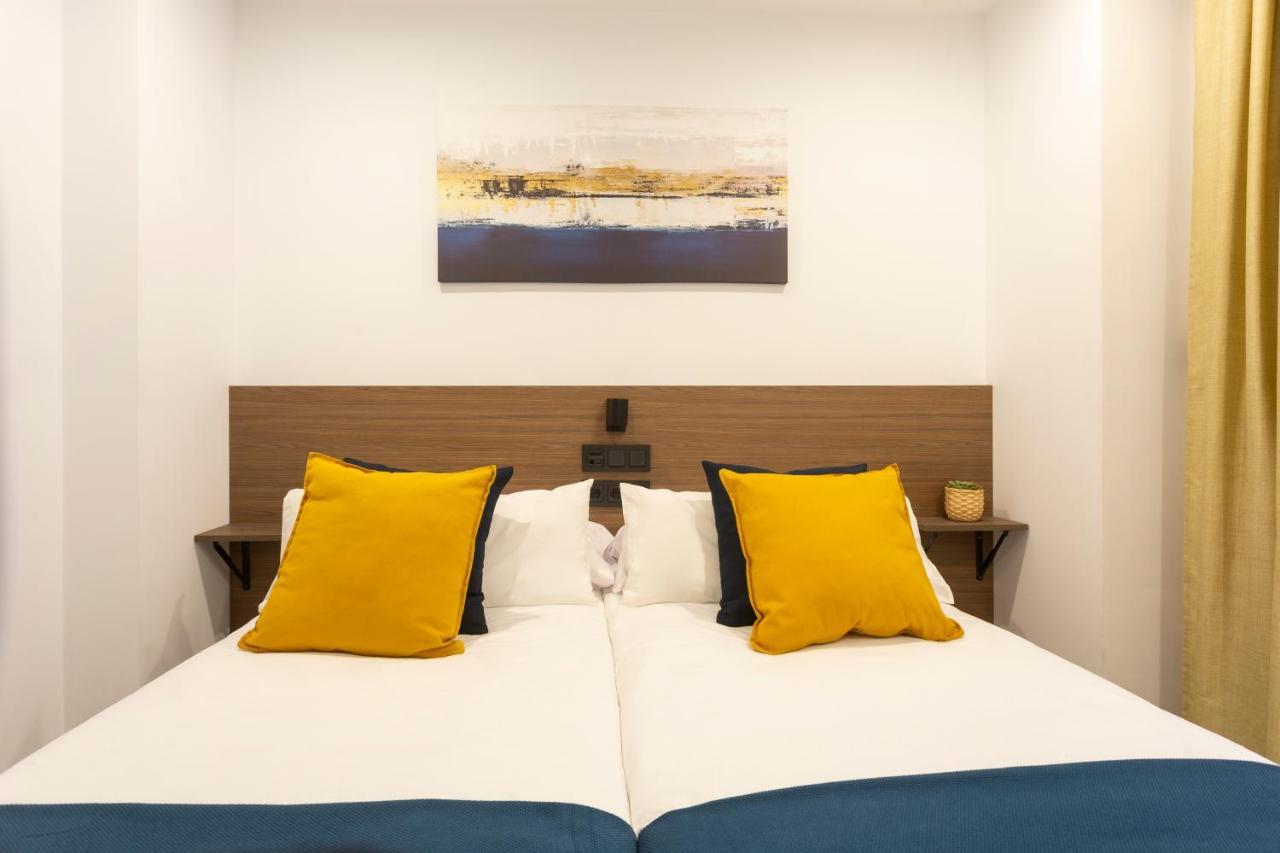 Apartamentos Bajeles Sevilla Urban Εξωτερικό φωτογραφία