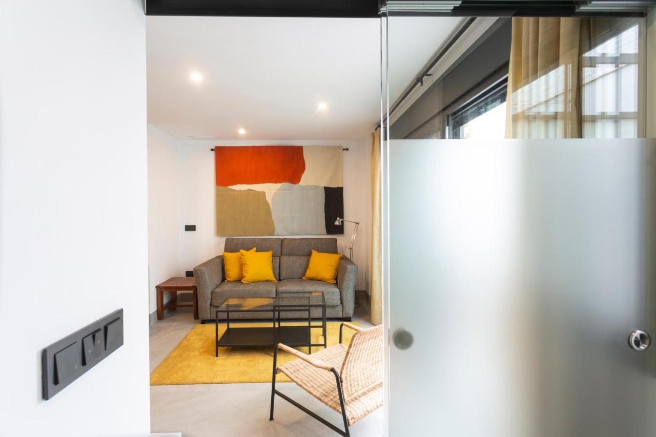 Apartamentos Bajeles Sevilla Urban Εξωτερικό φωτογραφία