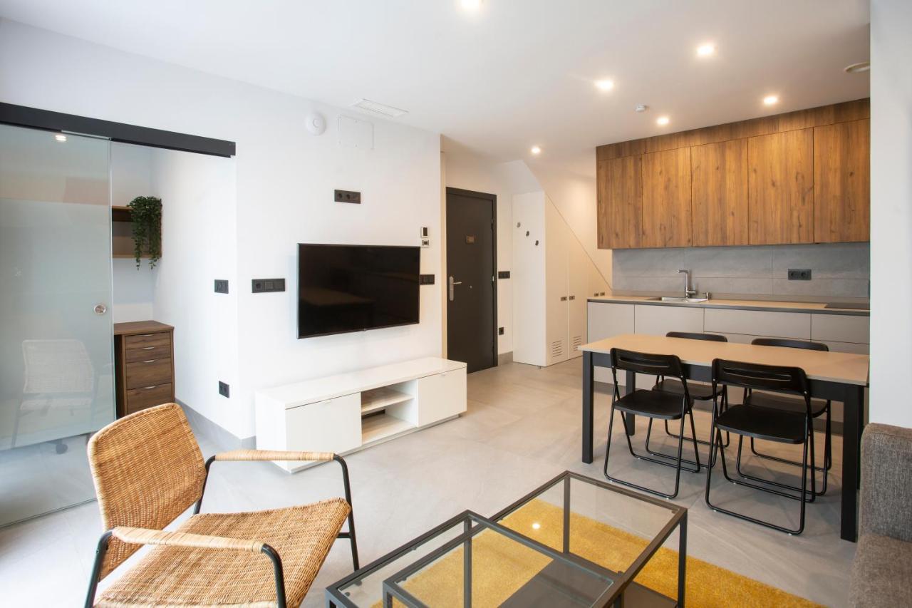 Apartamentos Bajeles Sevilla Urban Εξωτερικό φωτογραφία