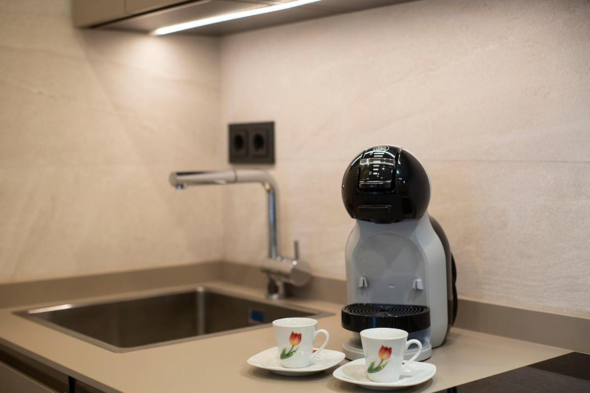 Apartamentos Bajeles Sevilla Urban Εξωτερικό φωτογραφία