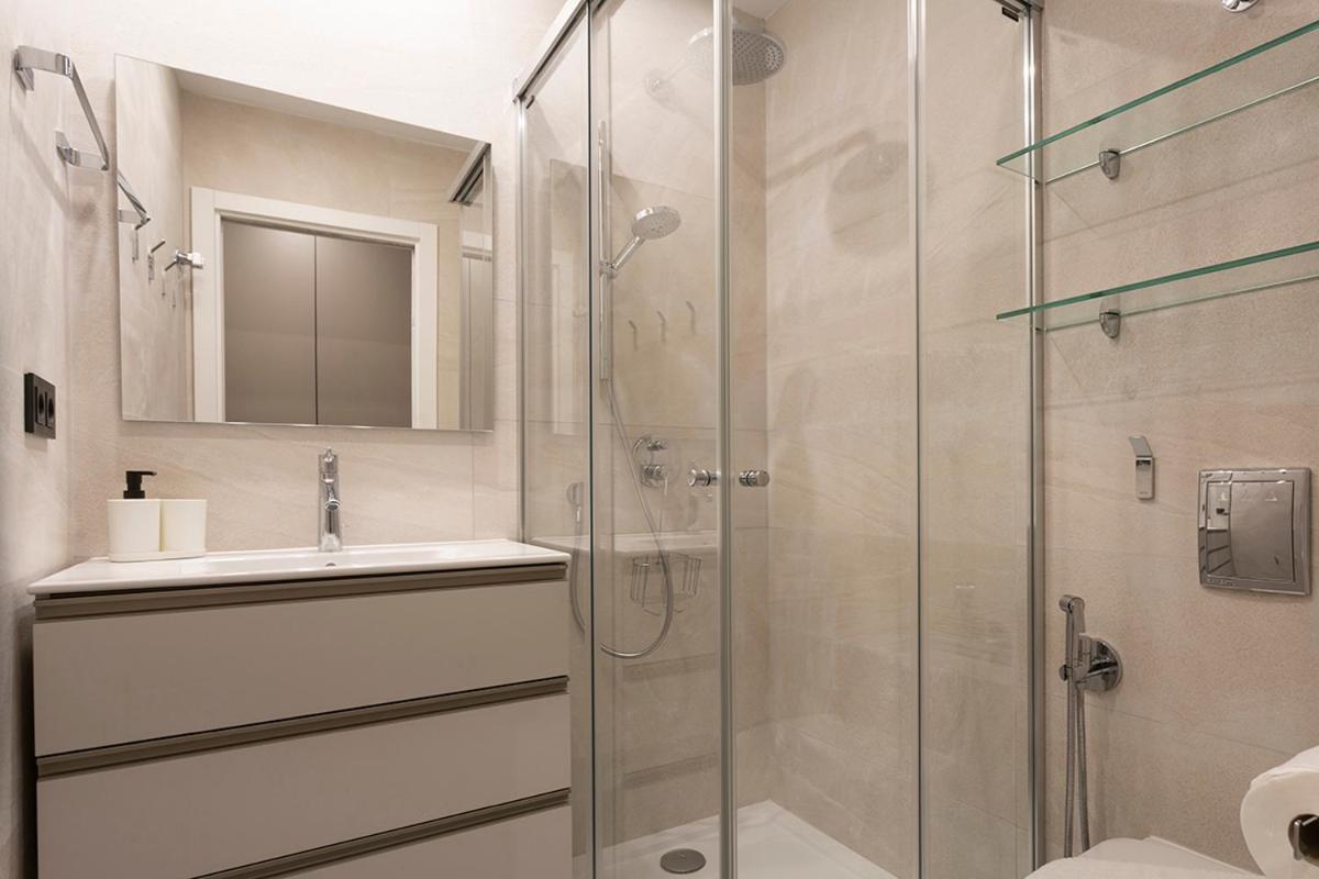 Apartamentos Bajeles Sevilla Urban Εξωτερικό φωτογραφία