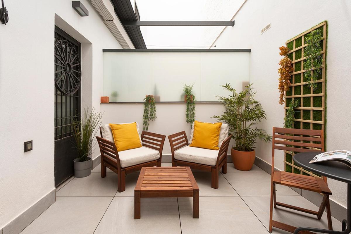 Apartamentos Bajeles Sevilla Urban Εξωτερικό φωτογραφία